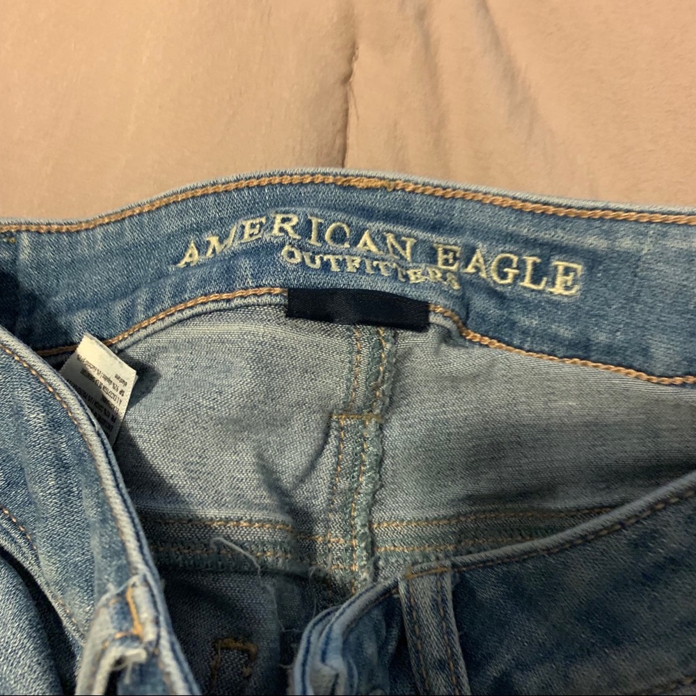 American Eagle Jean - Picture 2 of 5